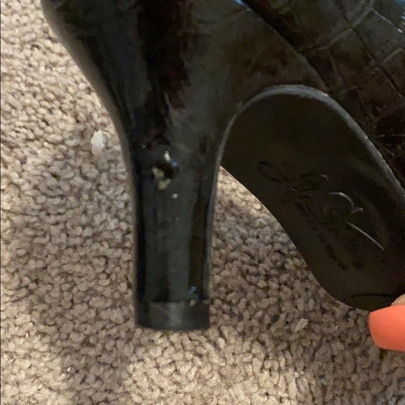 2” black heels - Picture 4 of 4